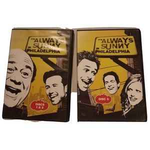 It's Always Sunny in Philadelphia: Seasons 1 & 2 - DVD - (BONUS DISC) VERY GOOD